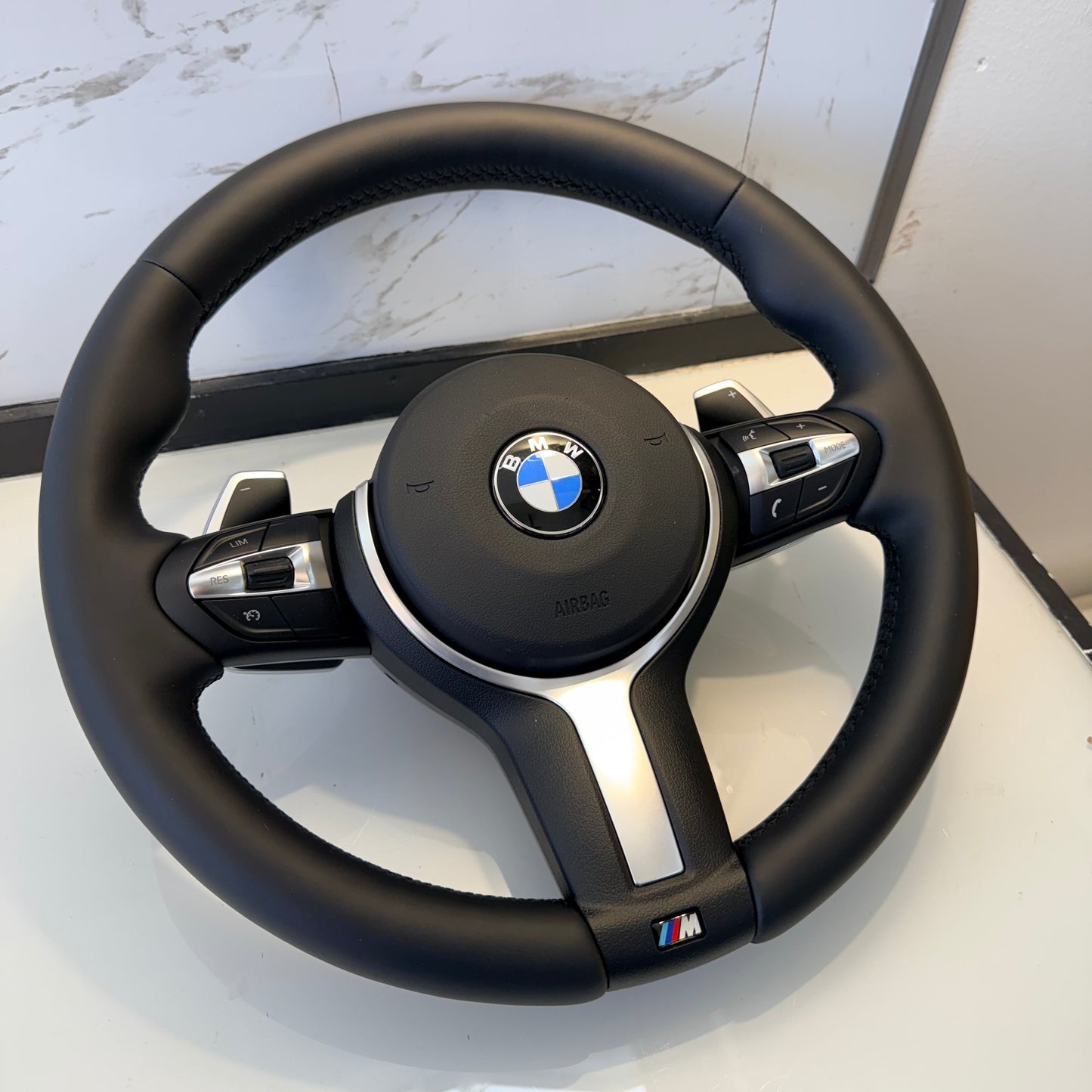 BMW F-sarjan M sport OEM-tyylinen ohjauspyörä