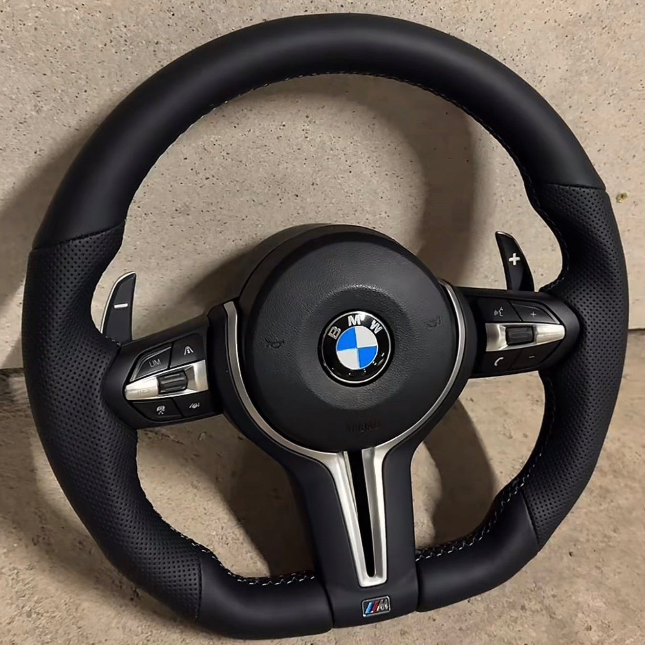 BMW F-sarjan M sport Flat-Bottom ohjauspyörä