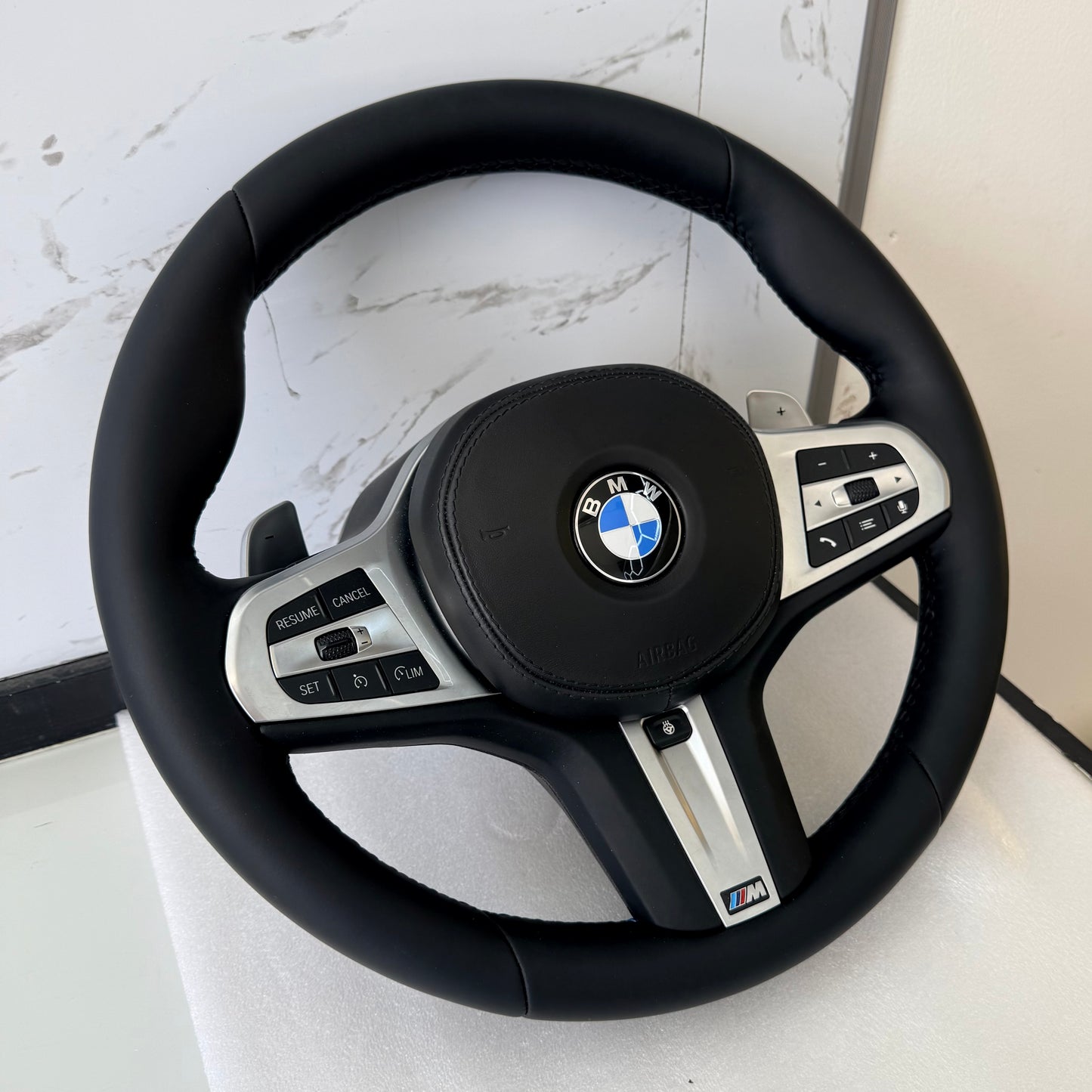 BMW G-sarjan M sport ohjauspyörä