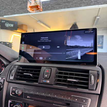 BMW 1 ja 2 F-sarjan Carplay/Android Auto näyttö
