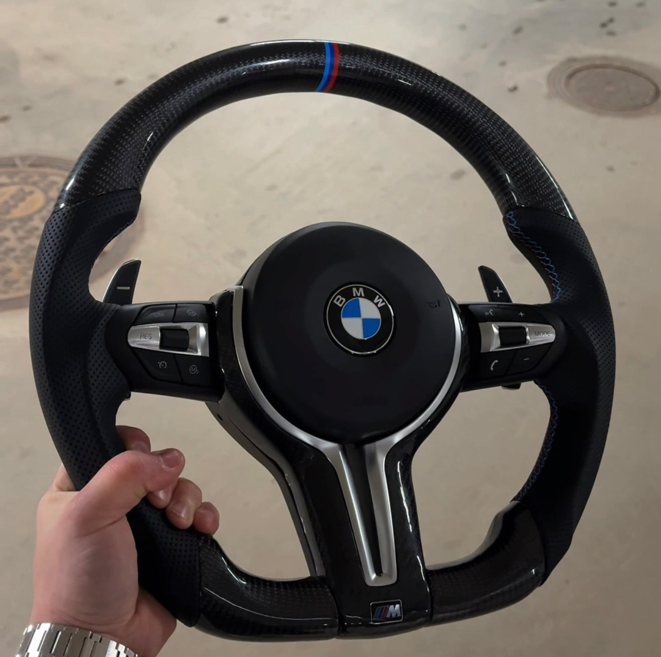 BMW F-sarjan M-sport hiilikuituratti