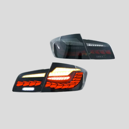 BMW F10 OLED-takavalot (tummennetut)
