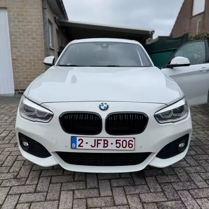 BMW F20/F21 LCI kiiltävän mustat munuaiset